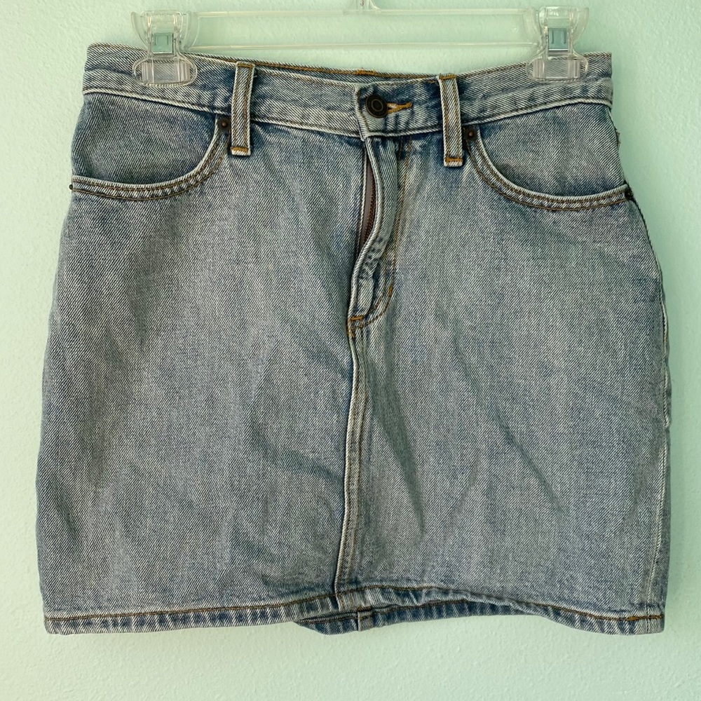Aritzia TNA Light Wash Denim Mini Skirt